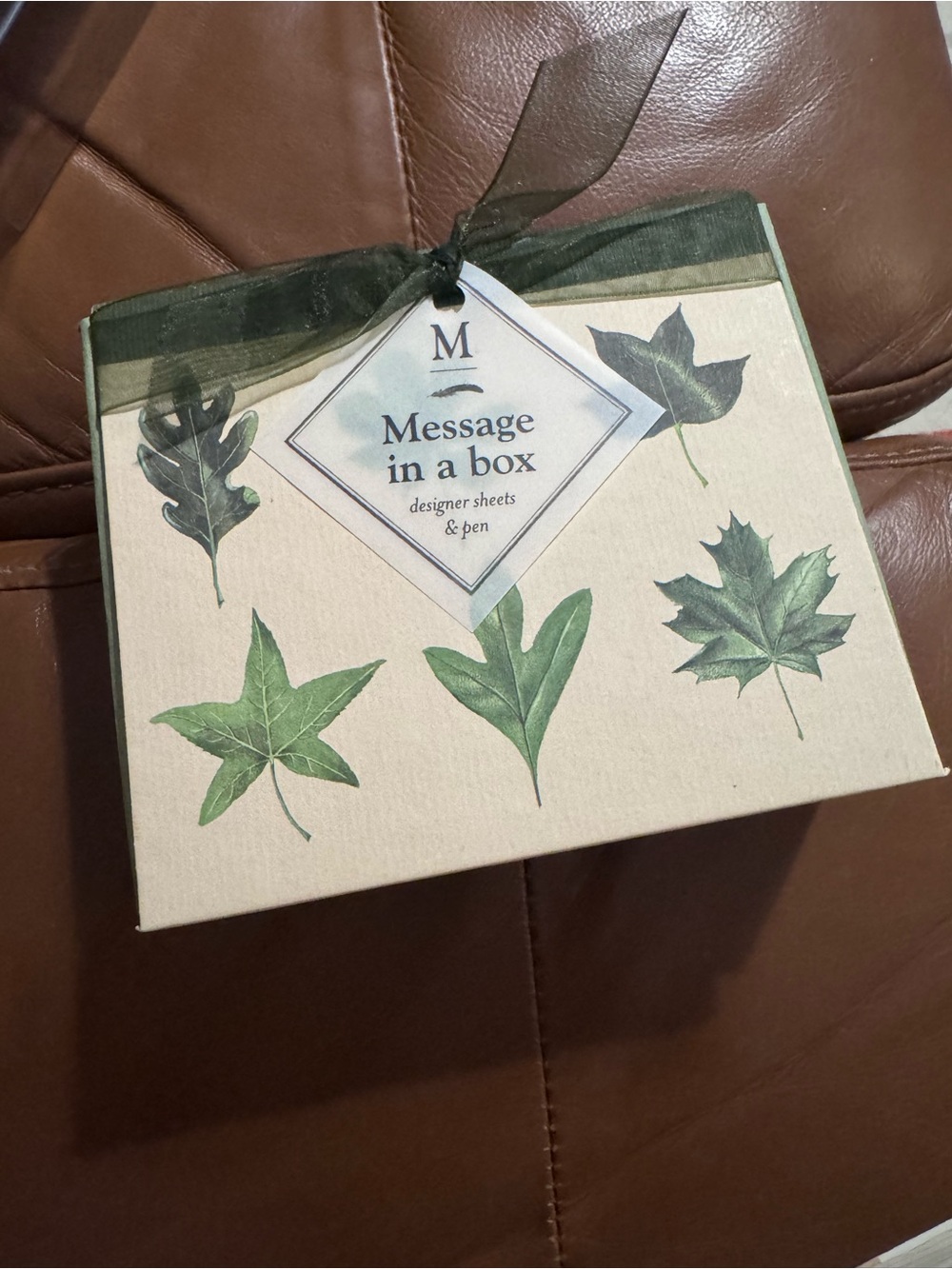 NIB Botanical Leaf Desktop Memo Pad Set Message in a Box with Pen